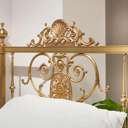 Bed & Breakfast Panzio Pannonhalma